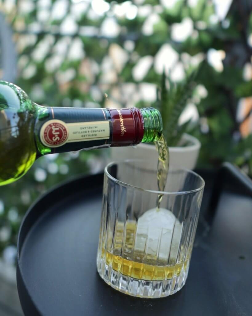 Jameson Irish Whiskey w szklance